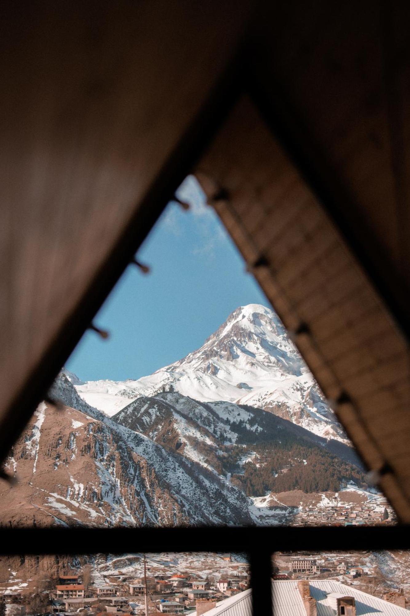 Smart Via Kazbegi Stepantsminda Exterior foto
